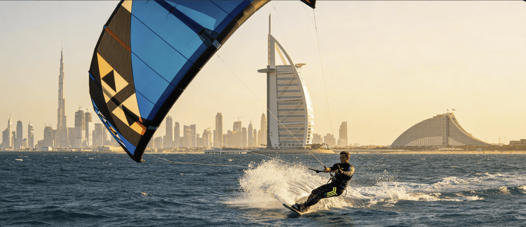 Kite Surfing Dubai - 